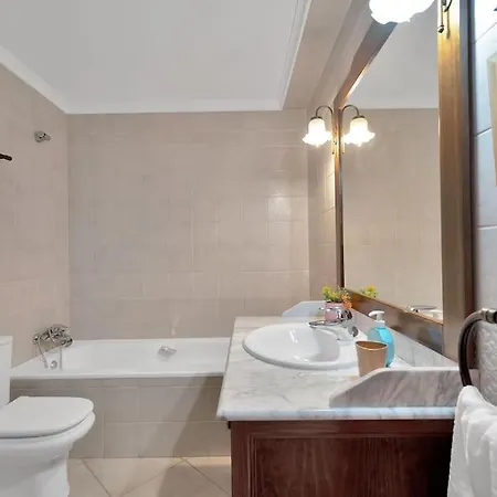 En El Centro De San Pedro Con Parking - Del Valle 72 1 Appartement Marbellac