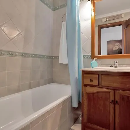 Appartement En El Centro De San Pedro Con Parking - Del Valle 72 1 *