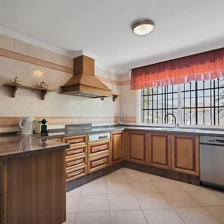 Appartement En El Centro De San Pedro Con Parking - Del Valle 72 1 *