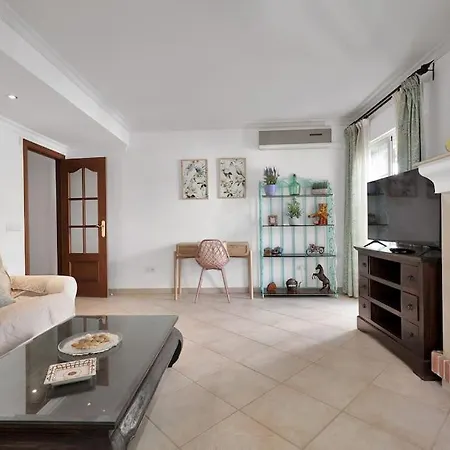 En El Centro De San Pedro Con Parking - Del Valle 72 1 Appartement Marbella