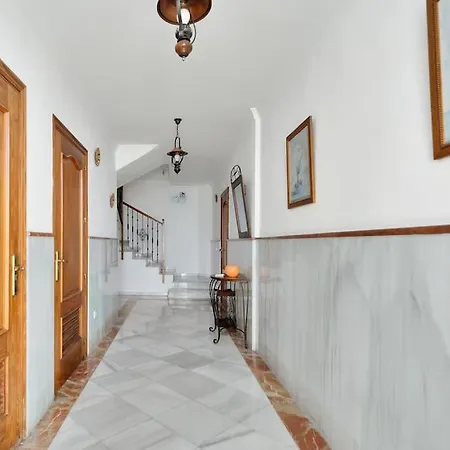 Apartment En El Centro De San Pedro Con Parking - Del Valle 72 1