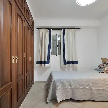 En El Centro De San Pedro Con Parking - Del Valle 72 1 Apartment Marbella