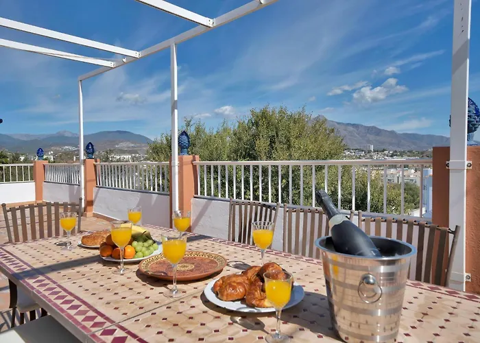 아파트 En El Centro De San Pedro Con Parking - Del Valle 72 1