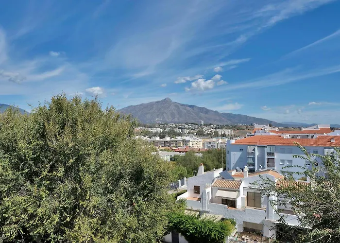 En El Centro De San Pedro Con Parking - Del Valle 72 1 아파트