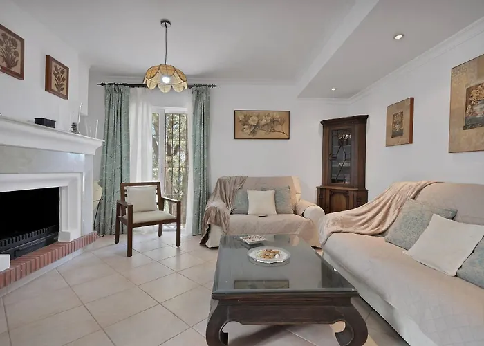 Appartement En El Centro De San Pedro Con Parking - Del Valle 72 1 Marbella