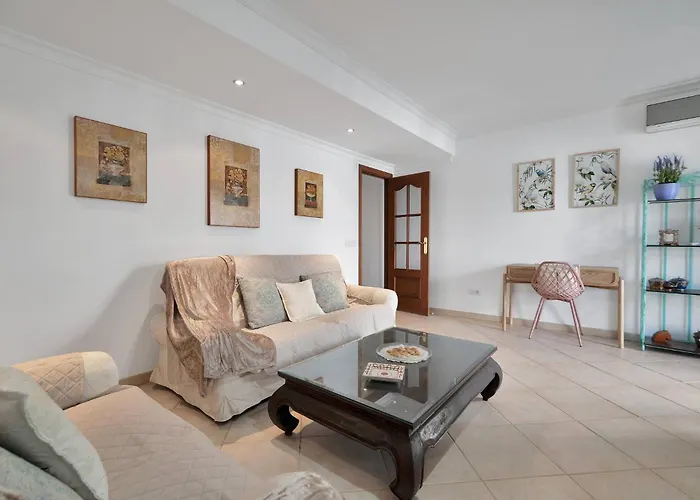 En El Centro De San Pedro Con Parking - Del Valle 72 1 마르베야