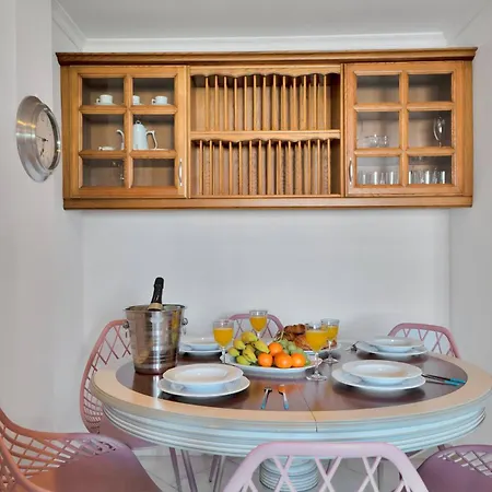 En El Centro De San Pedro Con Parking - Del Valle 72 1 * Marbella