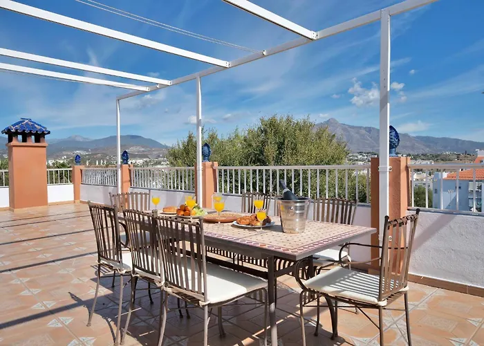 En El Centro De San Pedro Con Parking - Del Valle 72 1