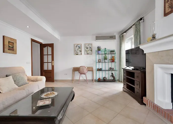 Lejlighed En El Centro De San Pedro Con Parking - Del Valle 72 1